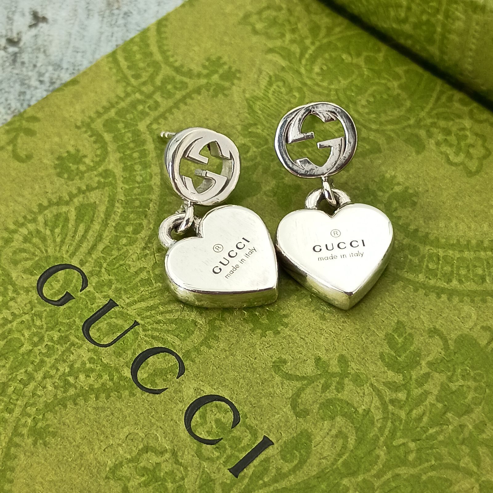 GUCCI グッチ インターロッキングG ハート ロゴ ピアス 両耳 レディース シルバー925