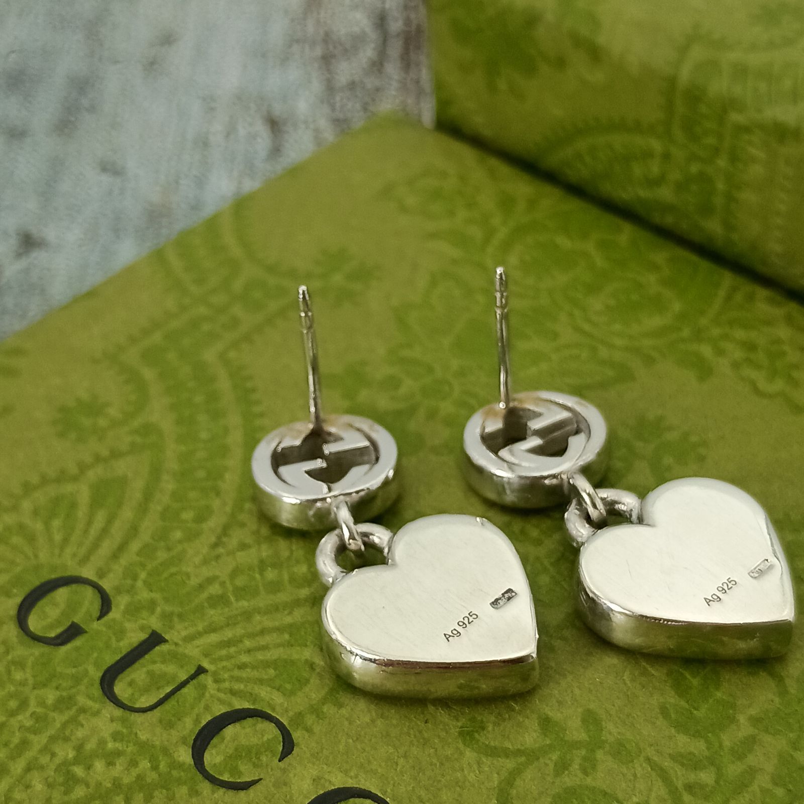 GUCCI グッチ インターロッキングG ハート ロゴ ピアス 両耳