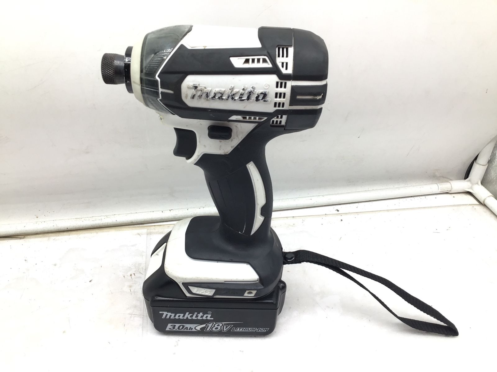 品 Makita|マキタ 18 v充電式インパクトドライバ エコツー M 02