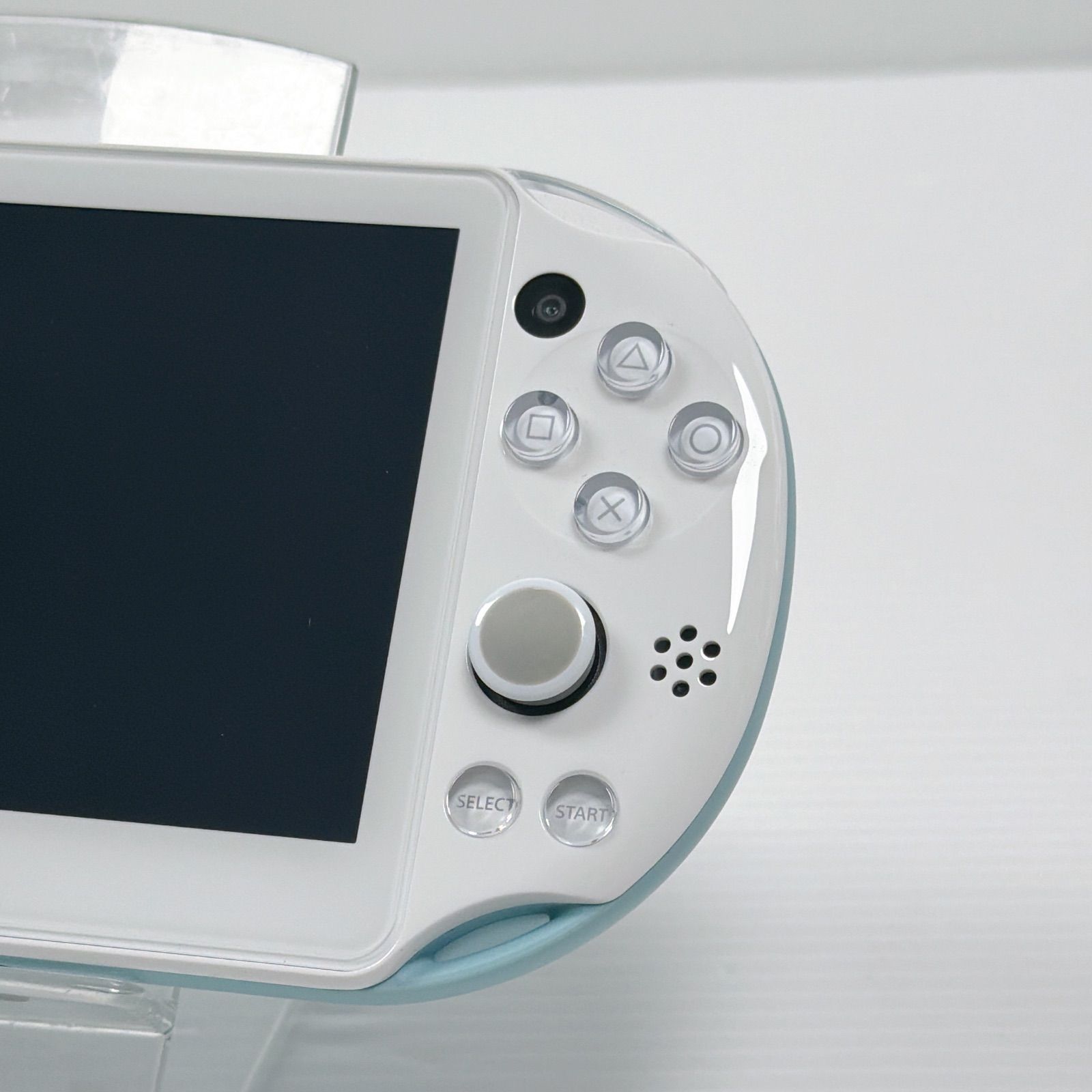 ライトブルーホワイト