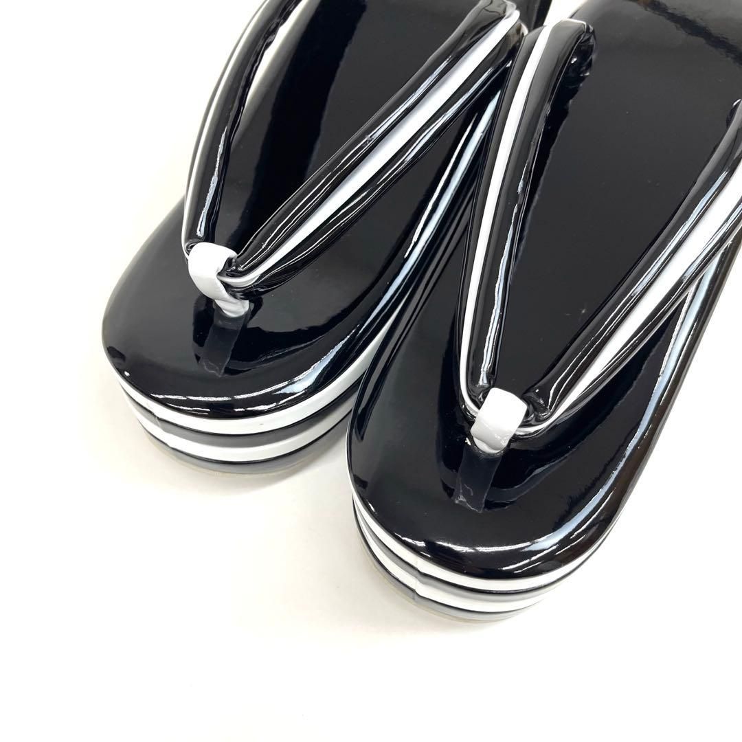 着物と帯 時流 Z 25988 t◆ 草履◆4段 Sサイズ 黒×白