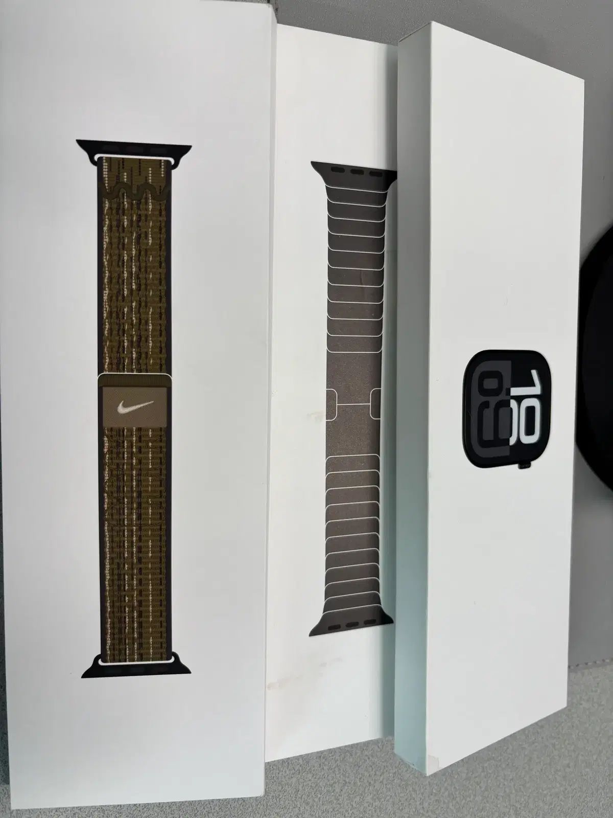  apple watch 10 Zett ブラック リングブレスレット Belkin 3 in 1 統合 腕時計(デジタル) 時計