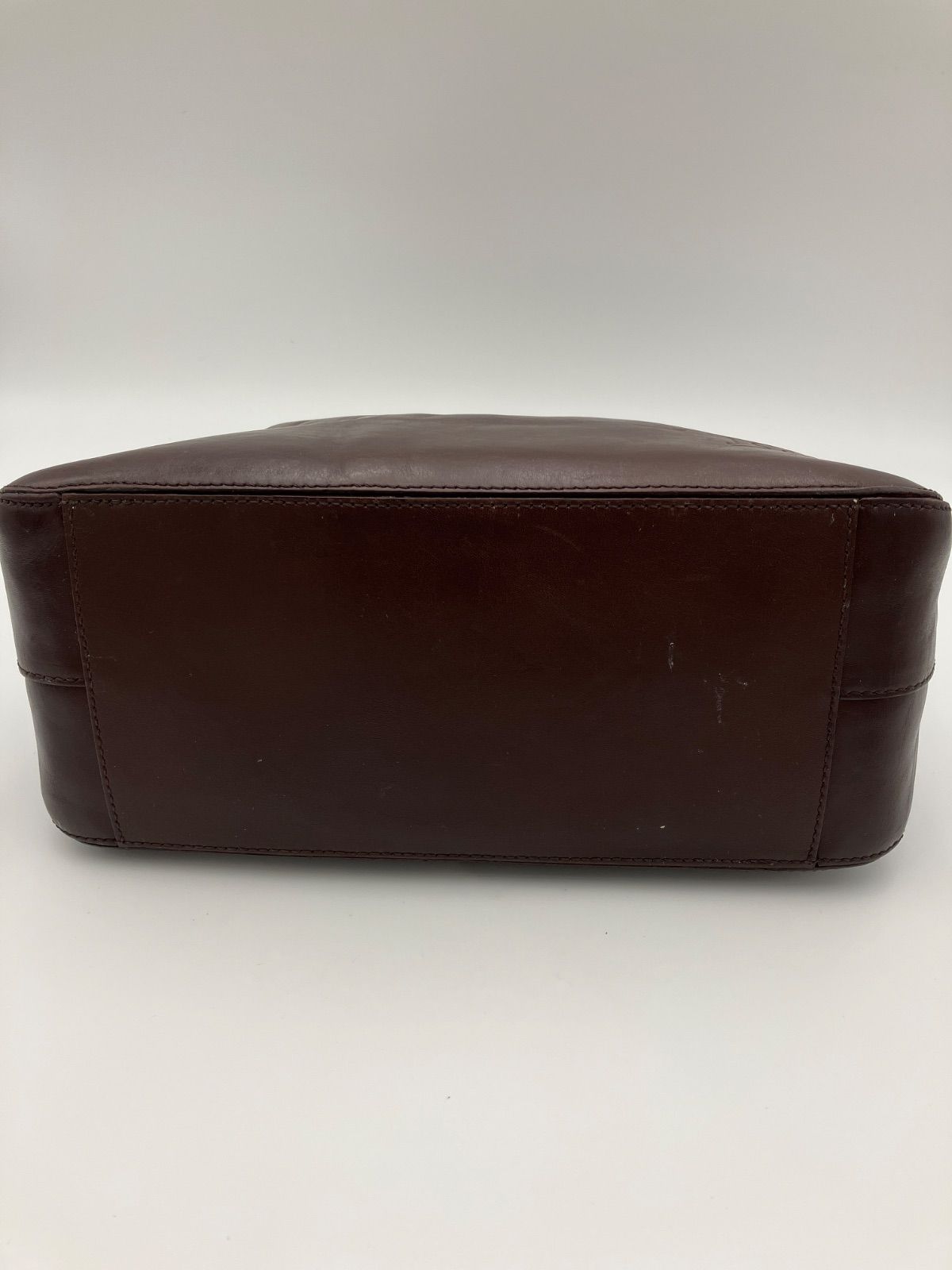 【な 様】ヒロフ ショルダーバッグ ワンショルダー レザー ブラック 肩掛け HIROFU ヒロフ ショルダーバッグ ワンショルダーバッグ 黒 ブラック