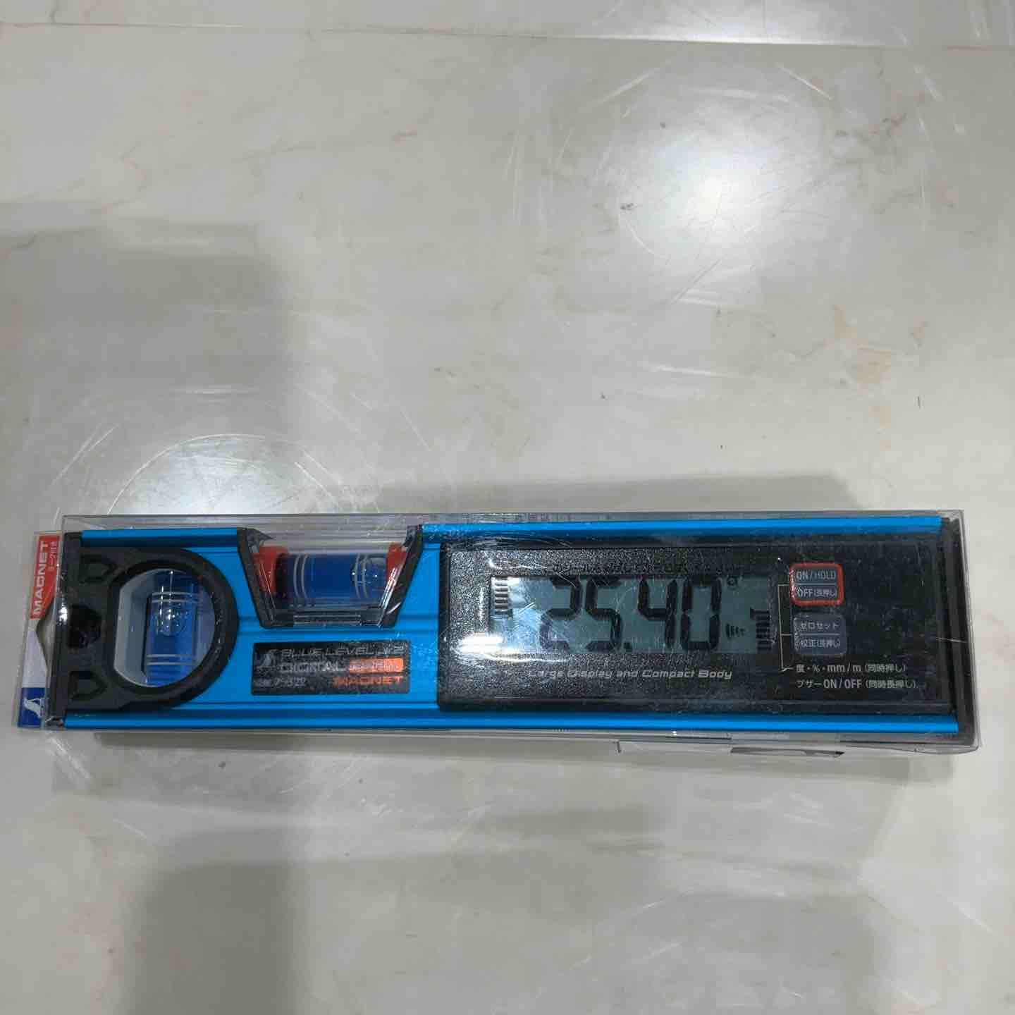 シンワ測定 Shinwa Sokutei ブルーレベル Jr.2 デジタル 220 mm 防塵防水 マグネット付 75322