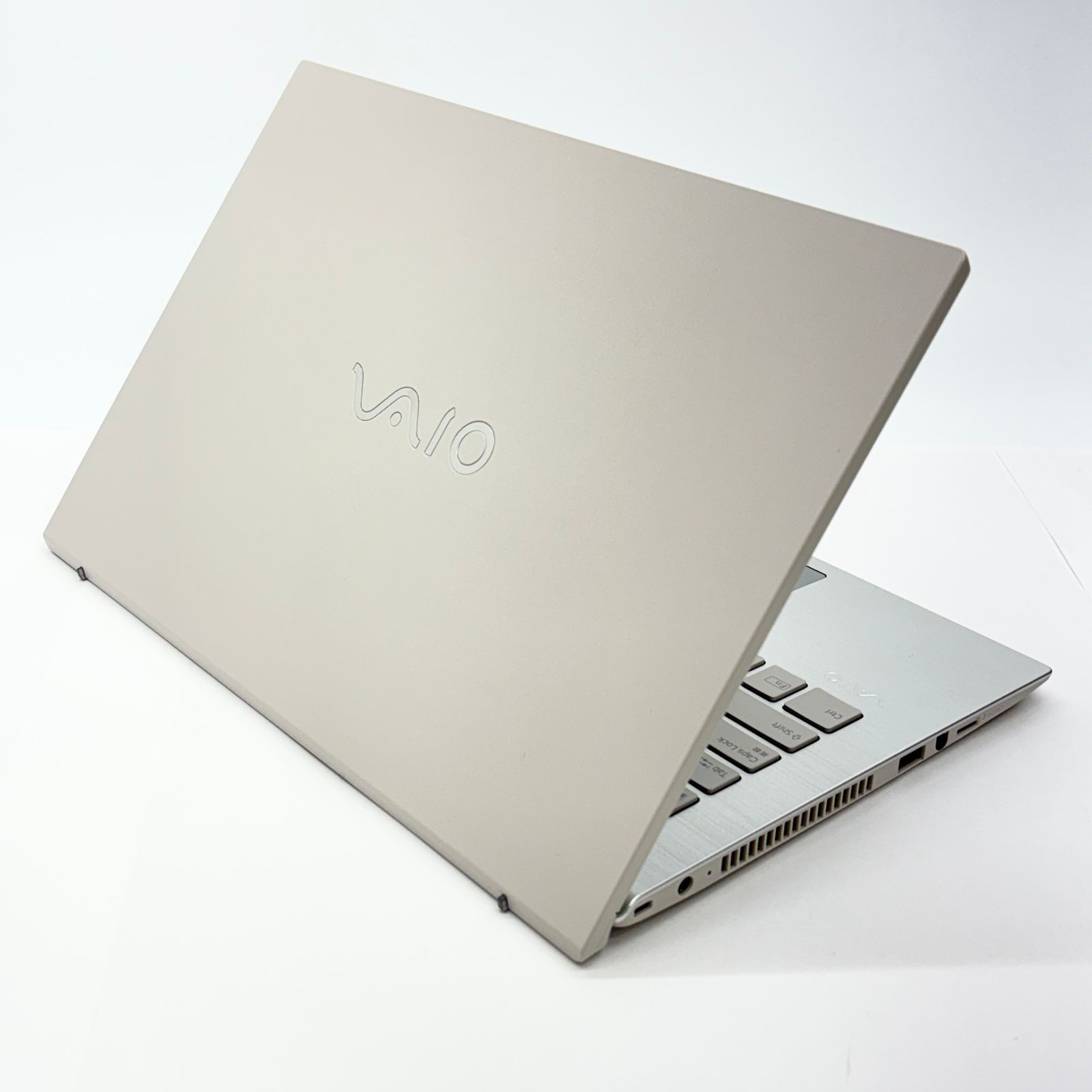 美品 VAIO F14 VJF1418 13th Gen Core i5-1334U 16GB SSD512GB
