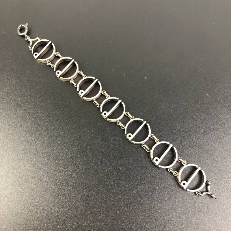 美品・箱付き ダンヒル Dロゴ ブレスレット バングル - メルカリ