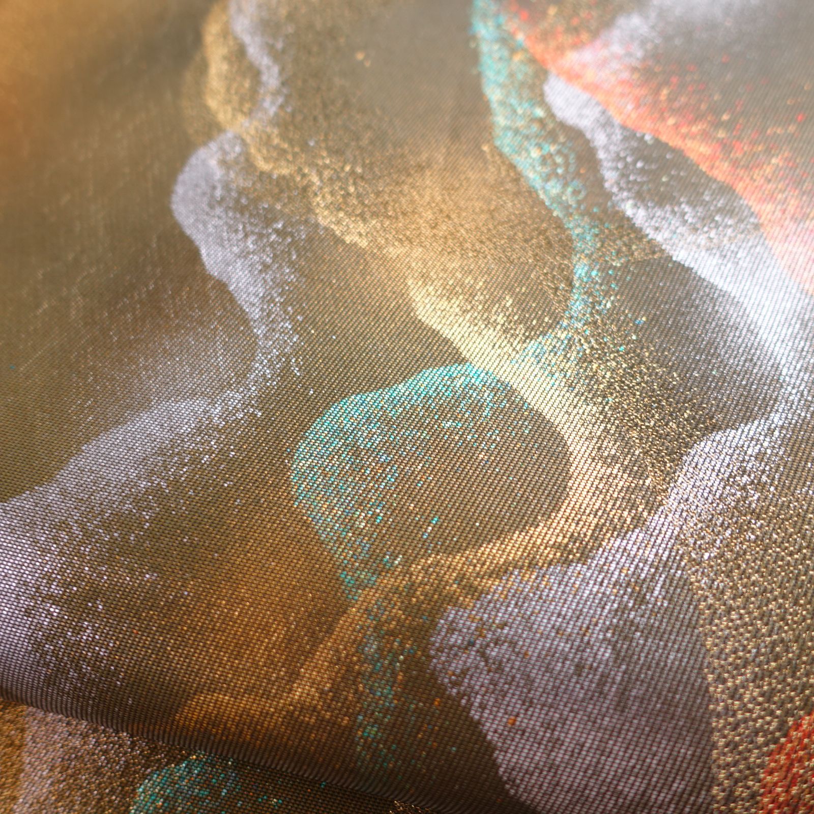 振袖や訪問着に