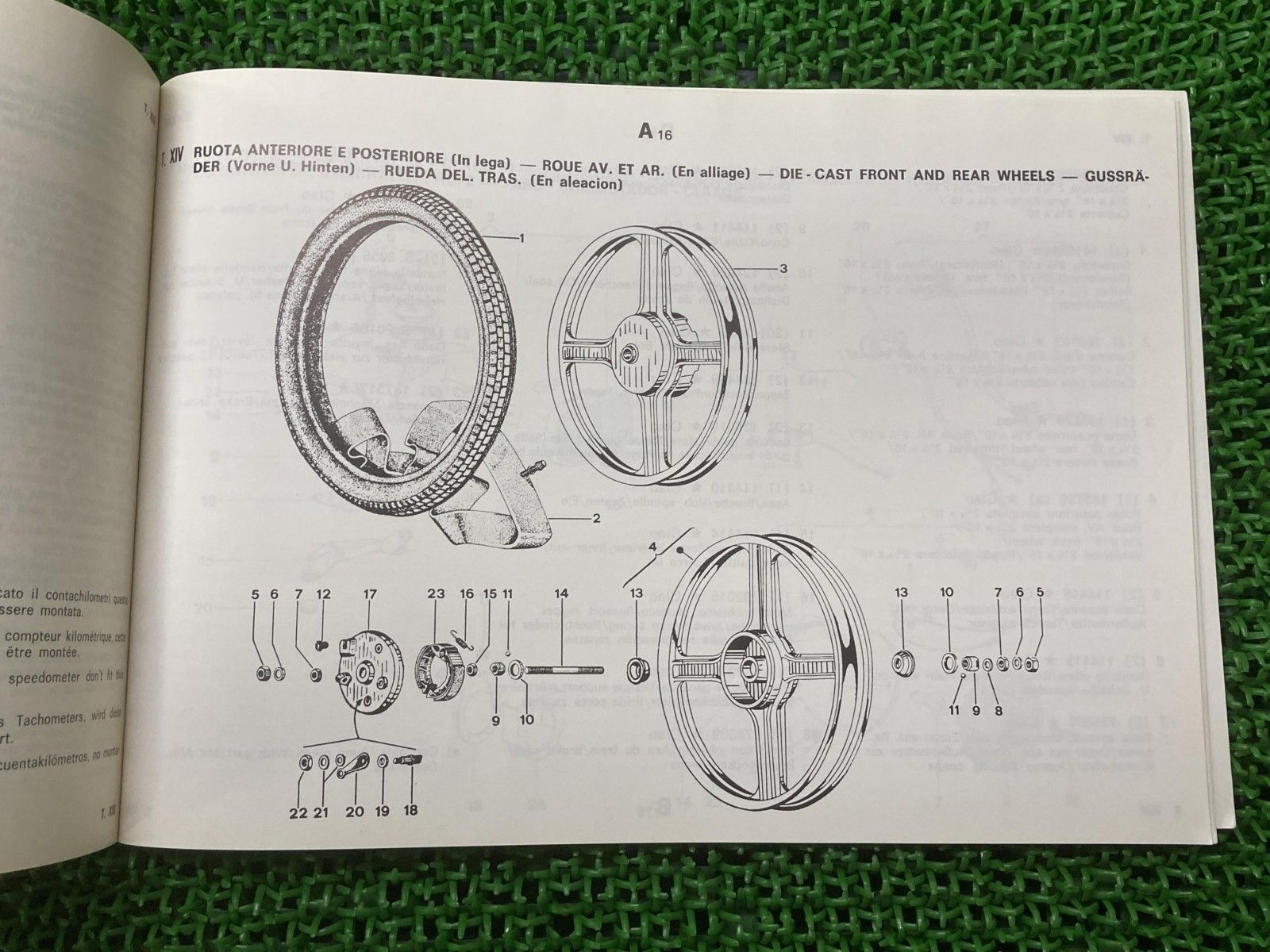 チャオP チャオPV チャオPX チャオPXV パーツリスト ピアジオ 正規 中古 バイク 整備書 PIAGGIO vespa CICLOMOTORI eZ バイク チャオP チャオPV チャオPX チャオPXV パーツリスト ピアジオ