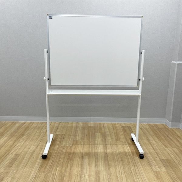 イトーキ ホワイトボード 脚付 両面式 幅1310 ホワイト