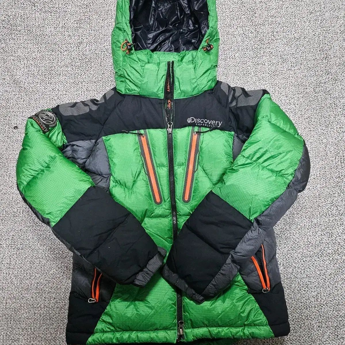 DISCOVERY エクスペディション グリーン/ブラック ダウン 90 - メルカリ