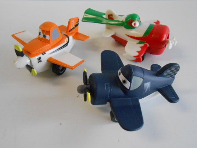 ♯Jza26XzディズニーPLANESプレーンズプルバック全6種 - メルカリ
