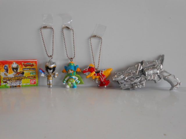 ♯Jlw27KT 獣電戦隊キョウリュウジャー リアルチェンジ FINAL 全4種