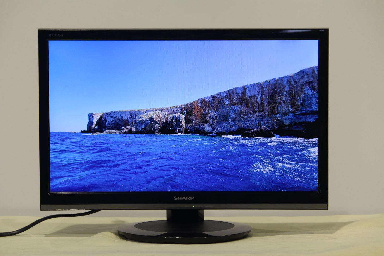 中古】液晶テレビ 19インチ シャープ AQUOS LC-19P5 フルHD - メルカリ