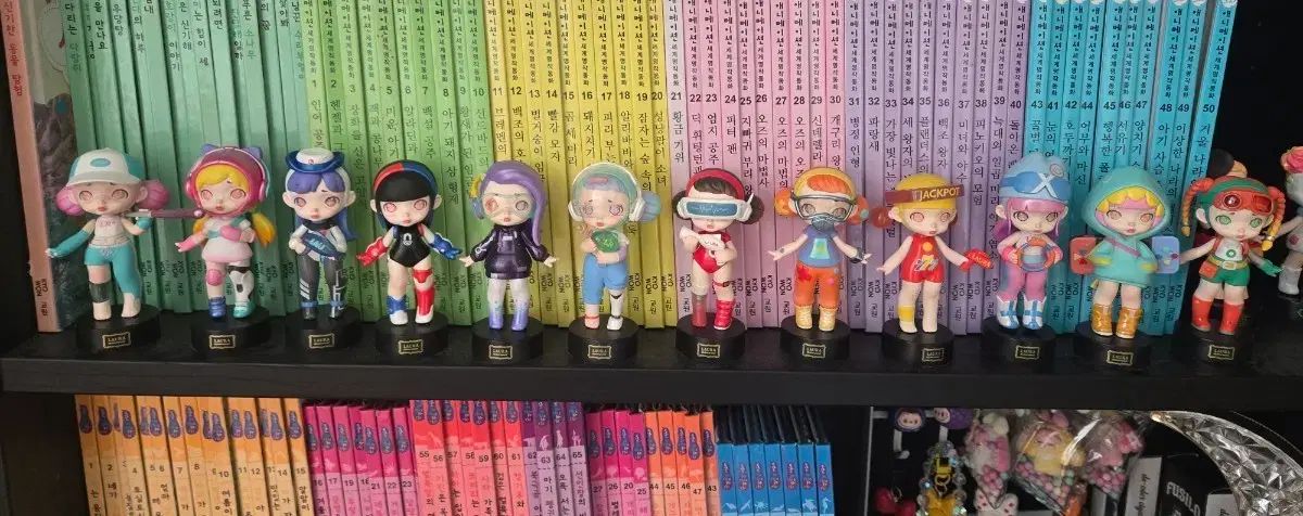 POP MART ローラ ぬいぐるみ フィギュア