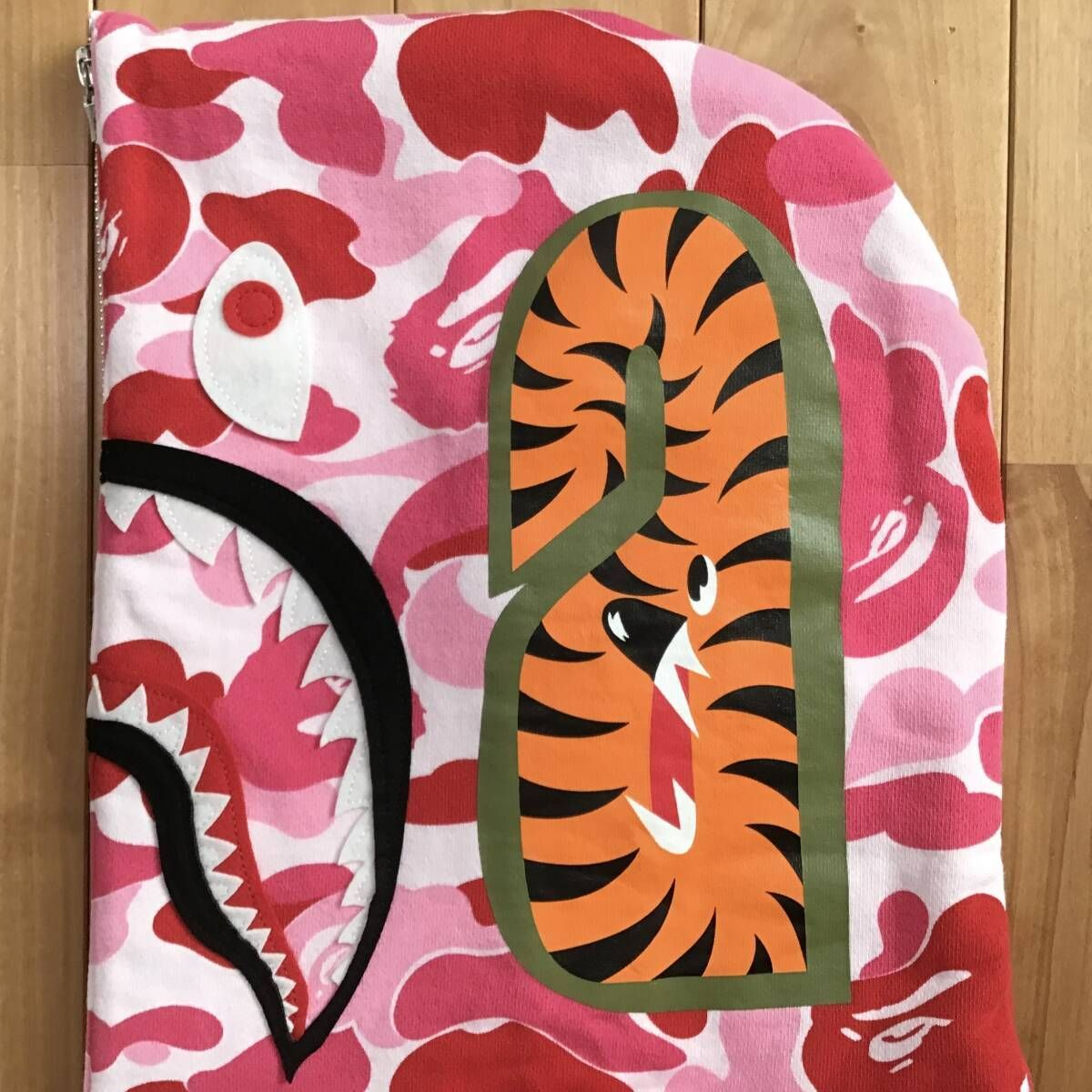 a bathing ape ABC camo Lサイズ シャークパーカー GIANT SHARK FULL ZIP HOODIE | bape.com