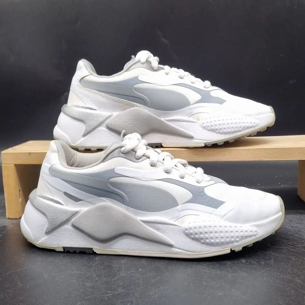 プーマ Rs g スパイクレス ゴルフシューズ 240