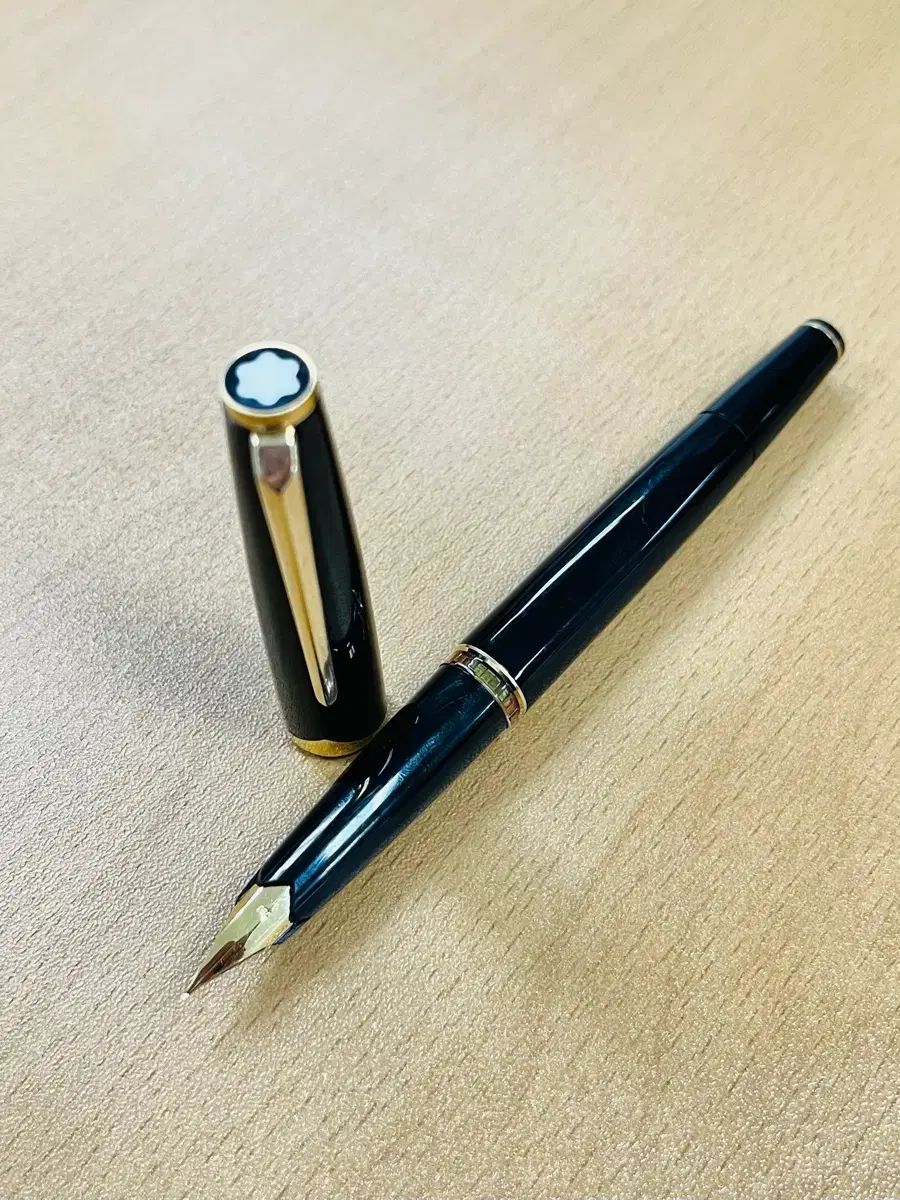 MONT BLANC モンブラン 万年筆 121 - メルカリ