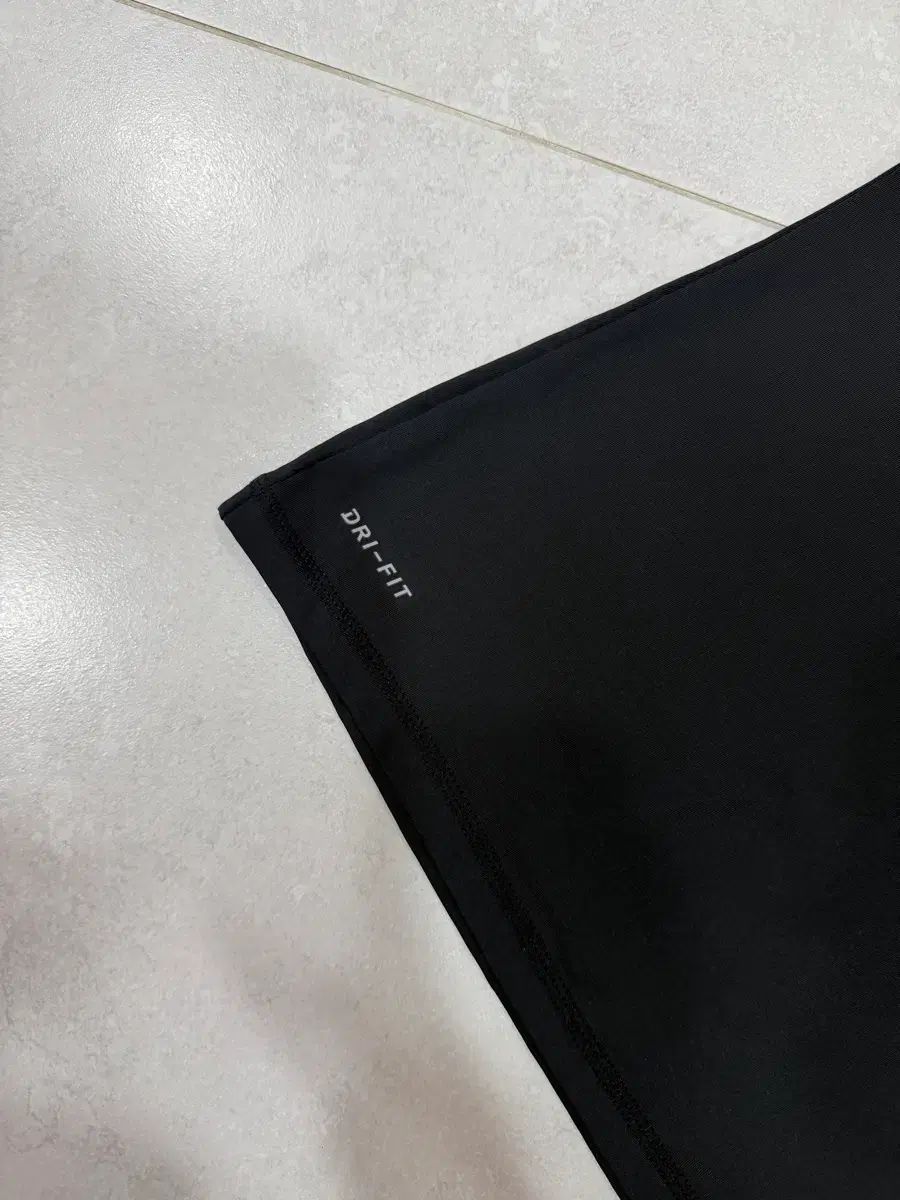 ラッシュガード