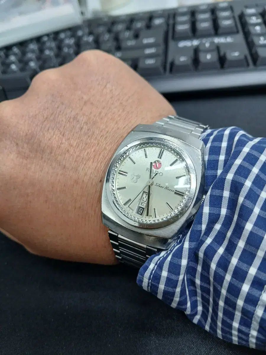  ラドー時計 25石 自動 ヴィンテージ 傷なし クルーネック 自動巻き時計 腕時計(アナログ)