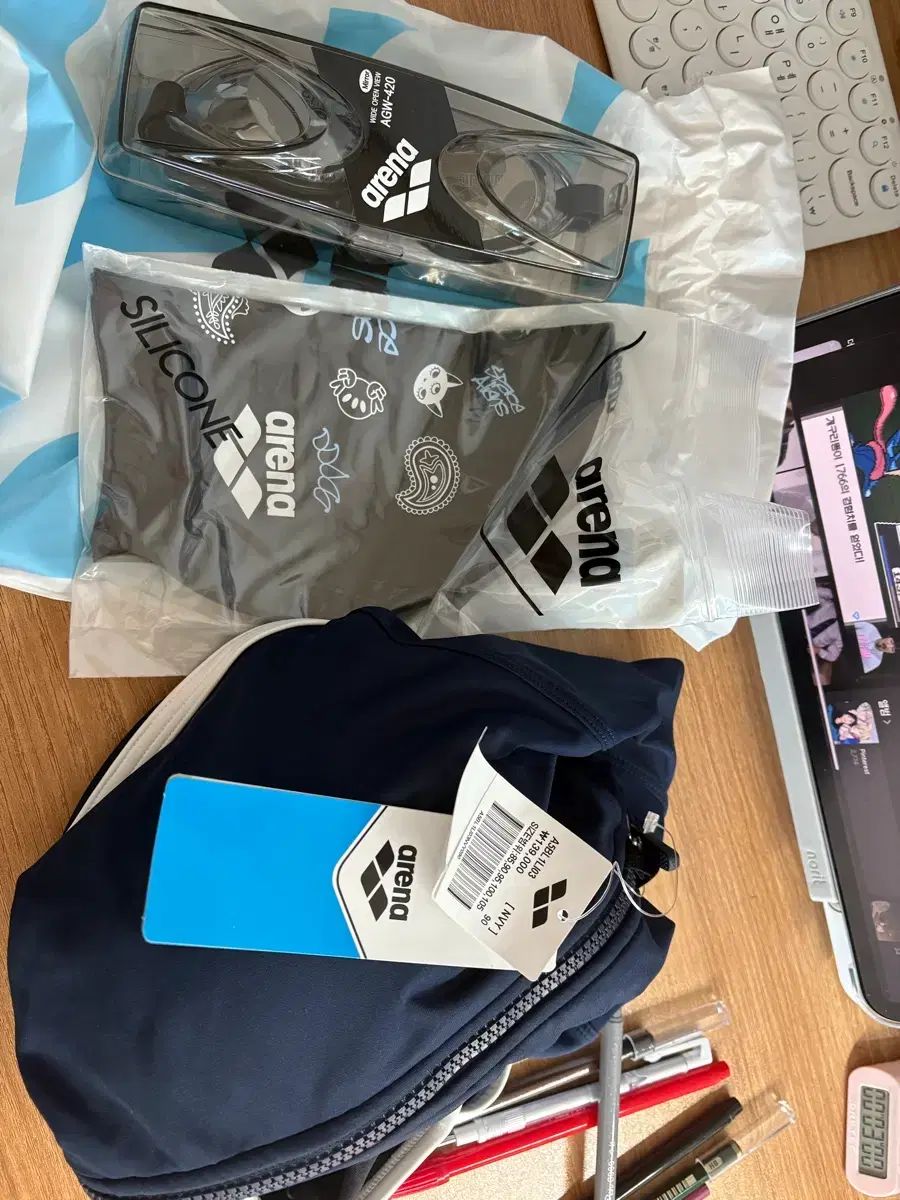 Arena アリーナ 水着 スイムキャップ スイムゴーグル スイミングバッグ 販売