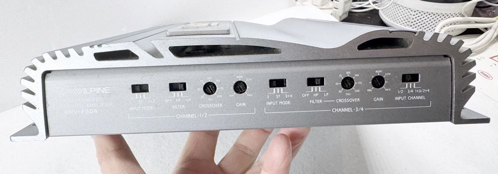 HY】【美品】ALPINE アルパイン MRV-F304 4chパワーアンプ フルレンジ