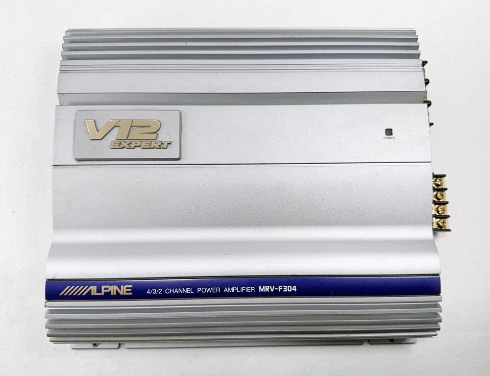 完動・良品！小型ハイパワー4ch アルパインMRV-F304 MRV-F300