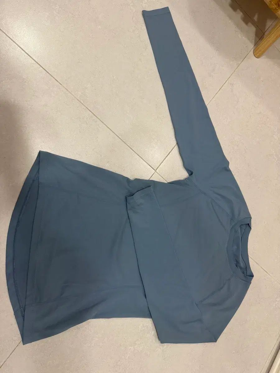 長袖Tシャツ まとめ