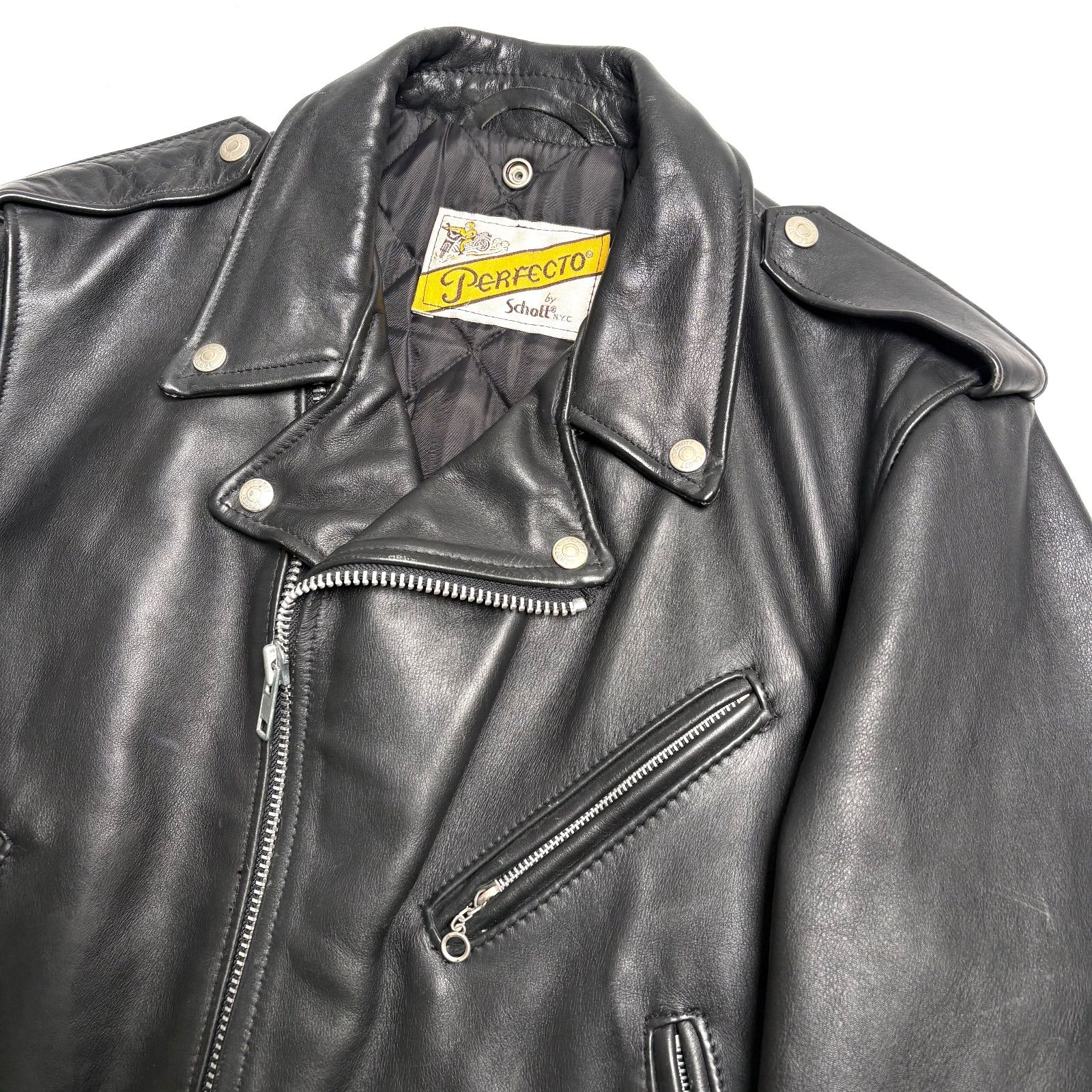 米国製】Schott レザー ライダースジャケット 黒 40 本革 618 - メルカリ