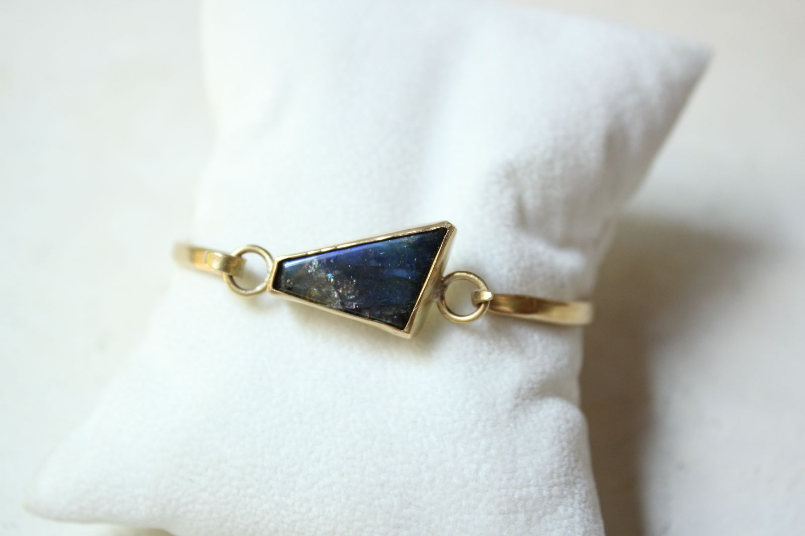 ラピスラズリの真鍮バングル