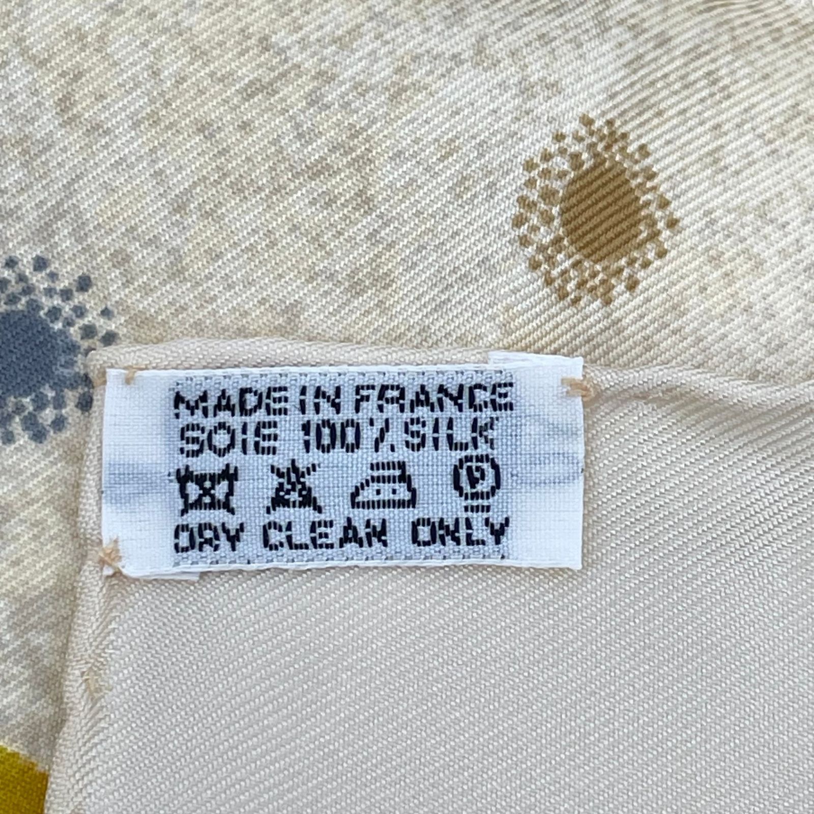 新品同様 HERMES エルメス スカーフ シルク カレ90 LAVOIE LACTEE