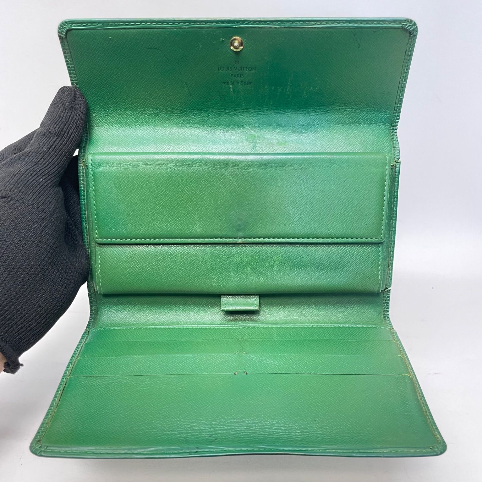 2601 LOUIS VUITTON ルイヴィトン エピ グリーン 三つ折り財布