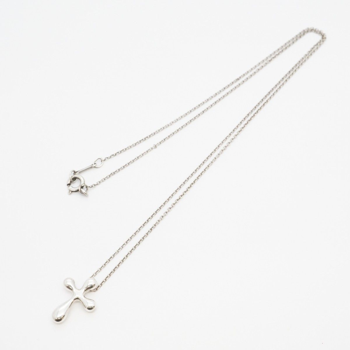 5jpb0028】ティファニー ネックレス スモールクロス シルバー925【中古