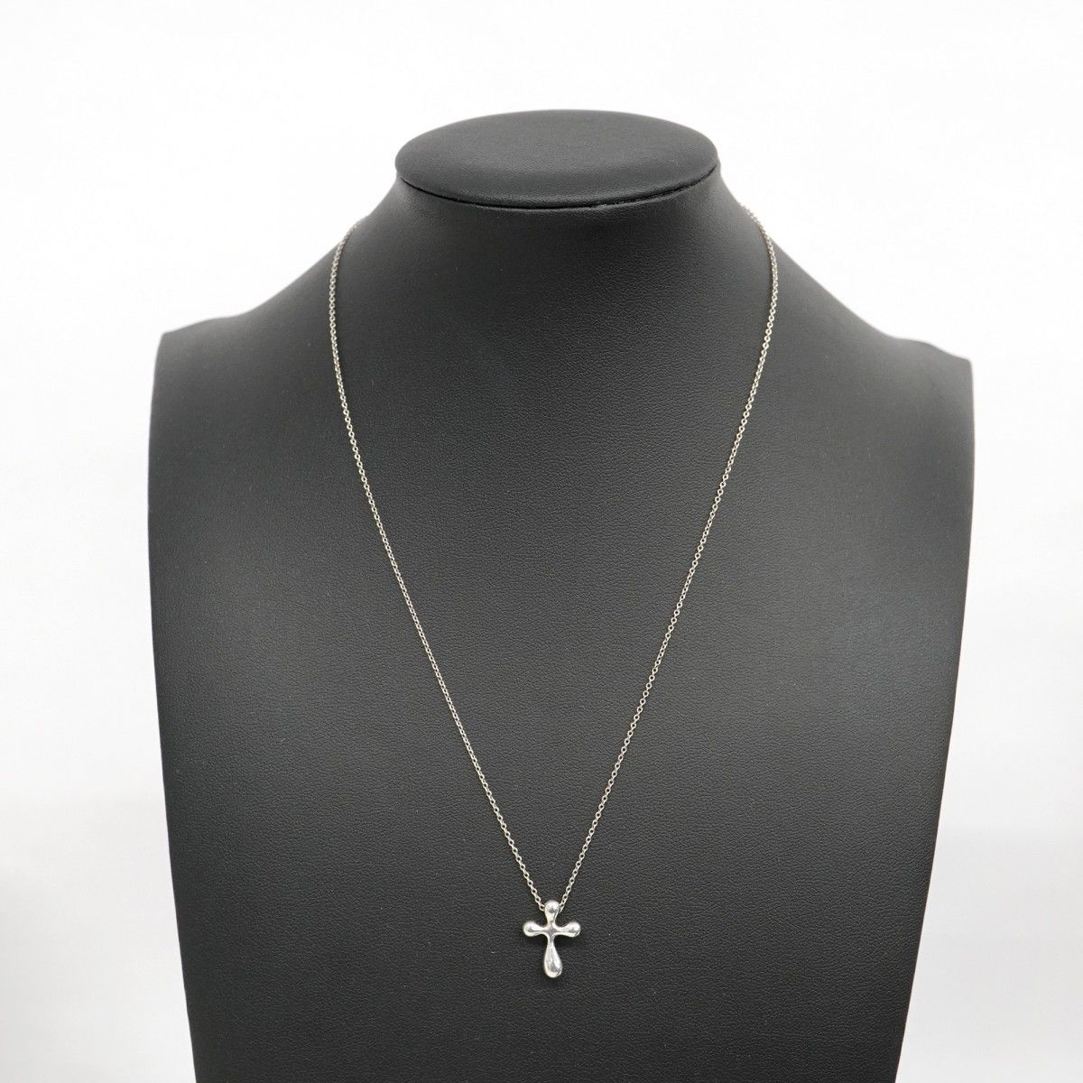 5jpb0028】ティファニー ネックレス スモールクロス シルバー925【中古