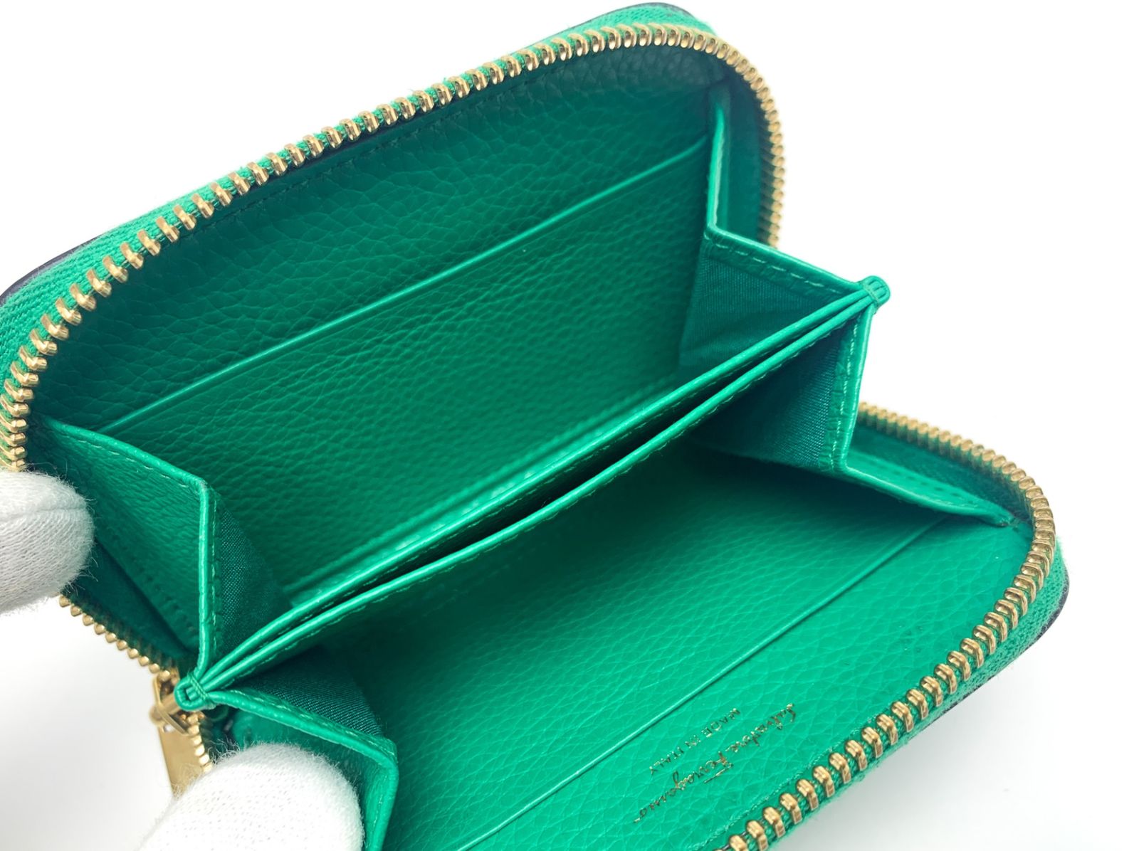 FERRAGAMO フェラガモ ゴールド金具 グリーン 緑 ガンチーニ コイン