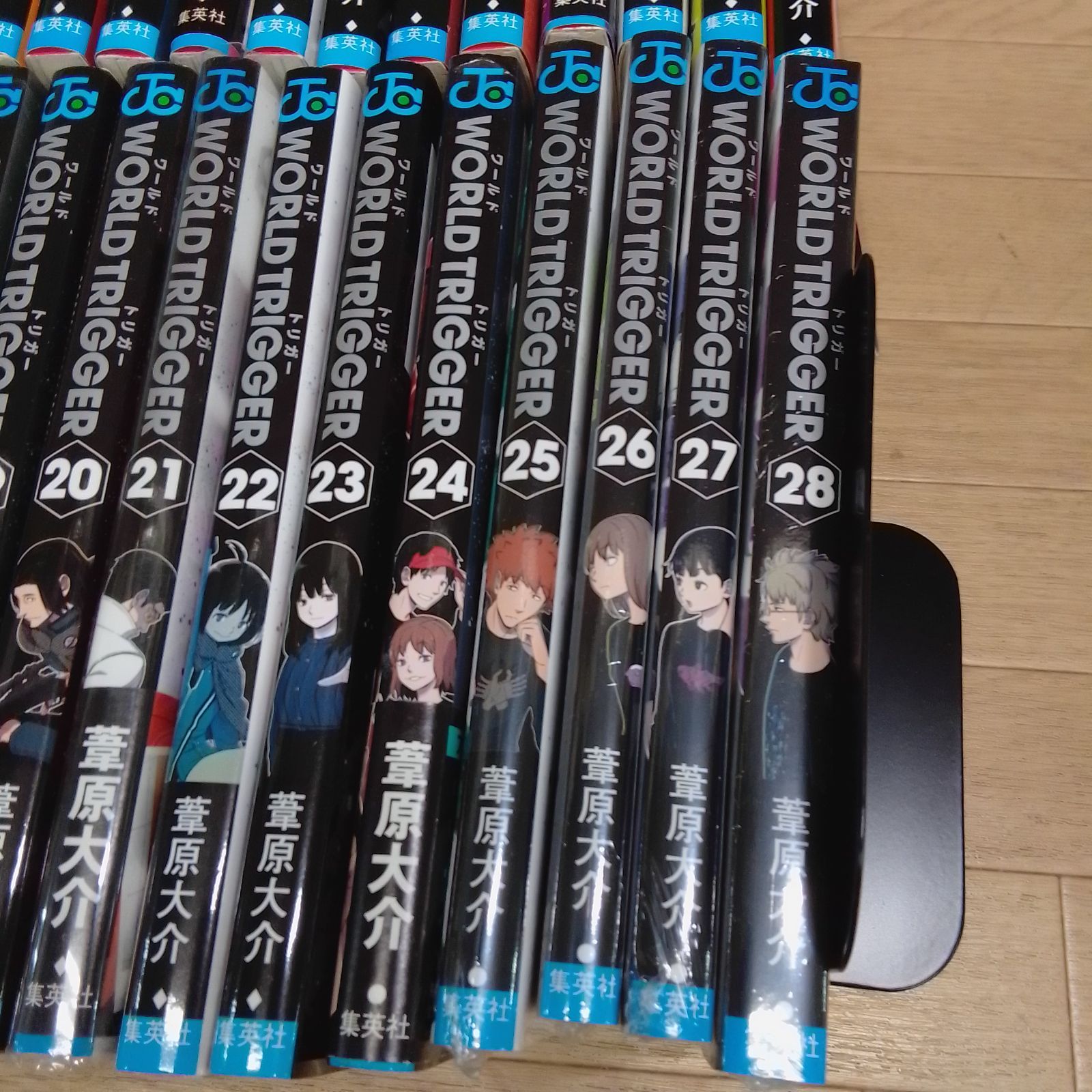☆②【未開封4冊】ワールドトリガー 1～28巻 全巻コミックセット
