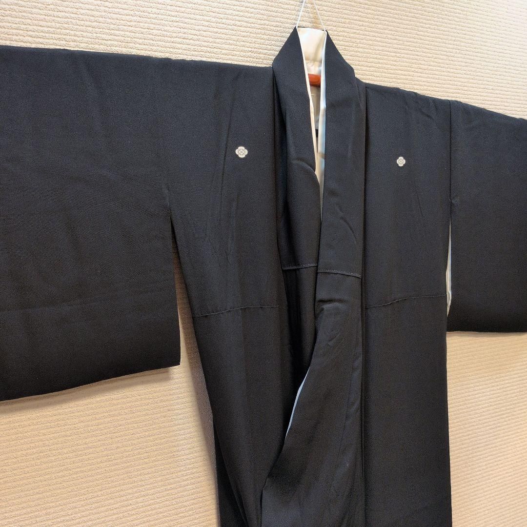 TWA01.ブランド後藤久美子 正絹黒留袖 駒刺繍花車文 暈し染め金彩逸品