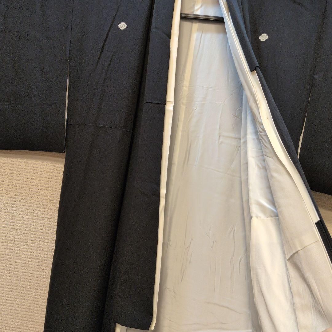 TWA01.ブランド後藤久美子 正絹黒留袖 駒刺繍花車文 暈し染め金彩逸品