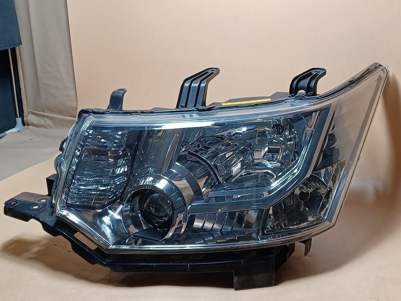 コーティング済 デリカD5 CV5W 左ヘッドランプ・ヘッドライト C2 G