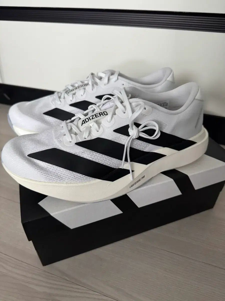 アディダス アディゼロ evo sl エボエッセル ランニングシューズ