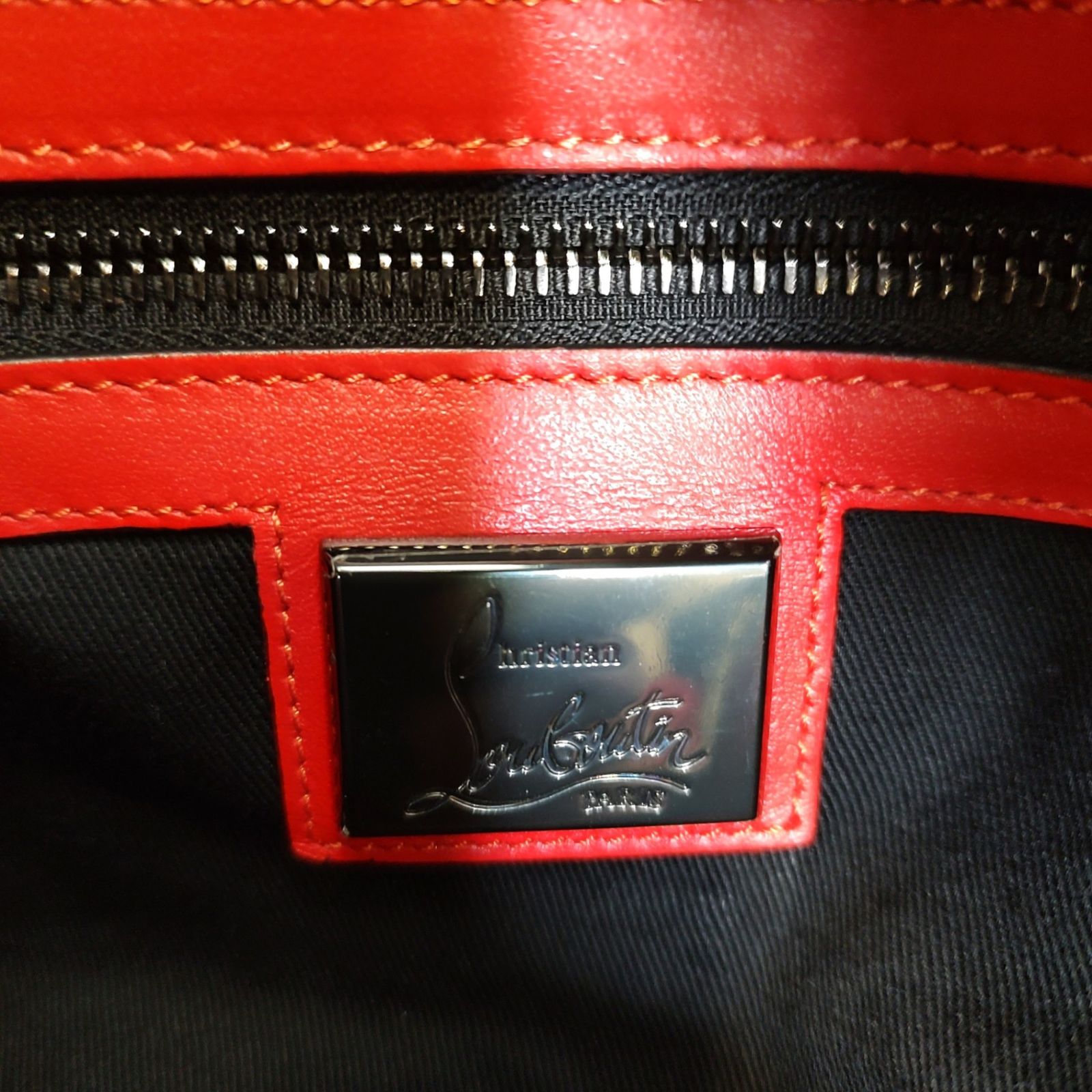 クリスチャンルブタン