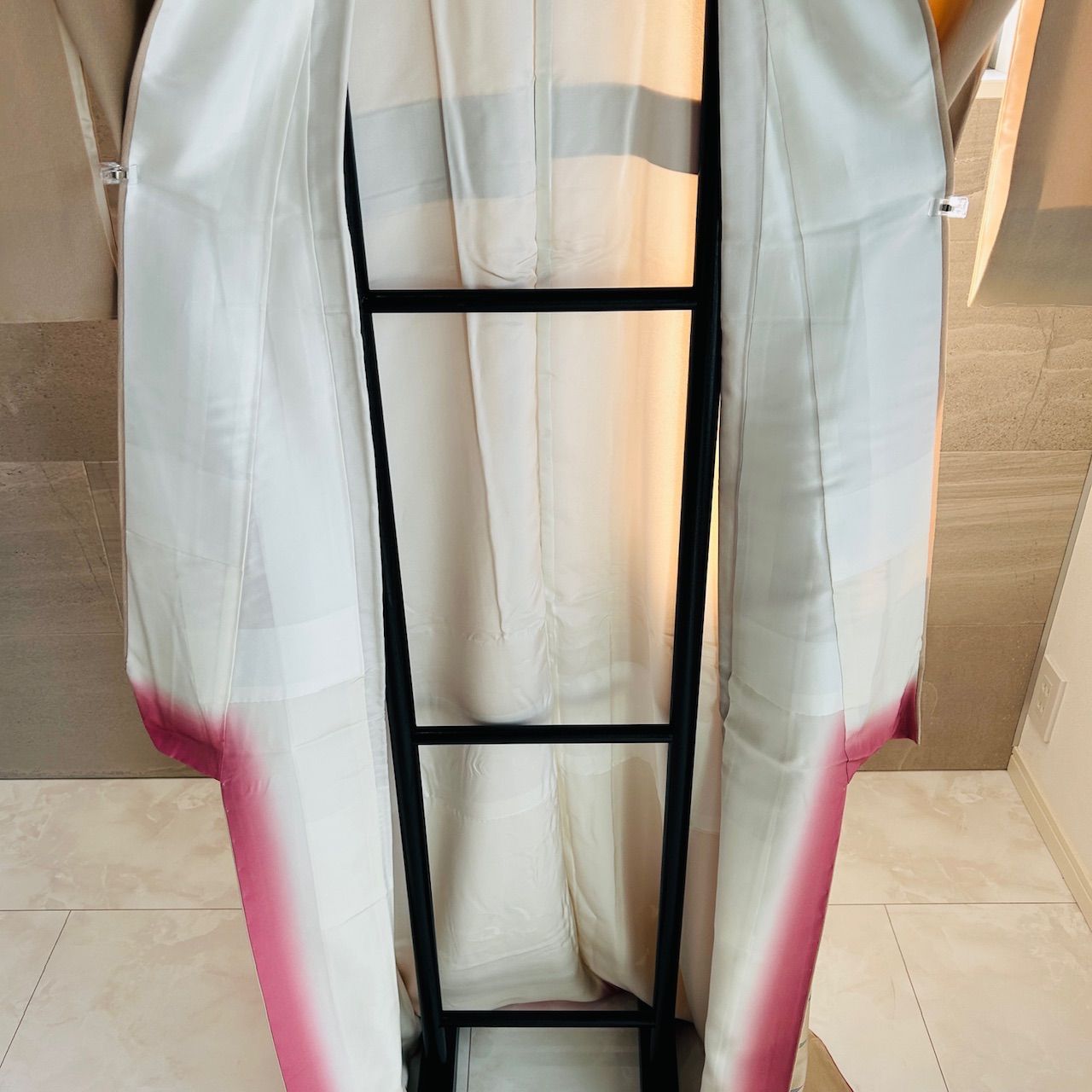 百貫石峰 ベージュ系