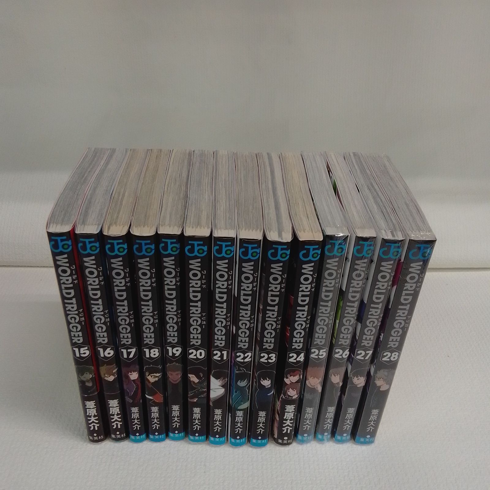 ☆【未開封4冊】ワールドトリガー 1～28巻 全巻コミックセット 《IO09E