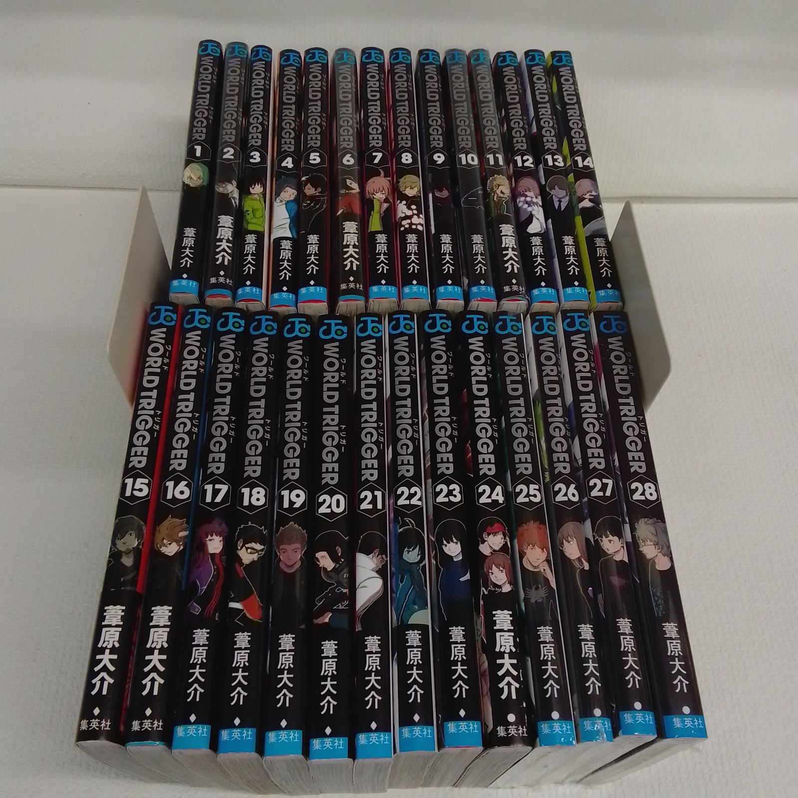 ☆【未開封4冊】ワールドトリガー 1～28巻 全巻コミックセット 《IO09E