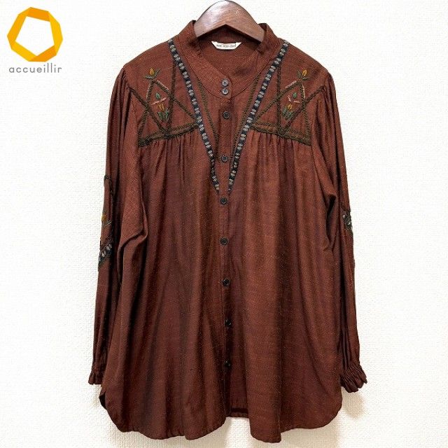 #axc ノンノンドール ムッシュ榊 non non dorl シャツ・ブラウス 赤茶系 緑 黒 刺繍 ビーズ レディース [961737]