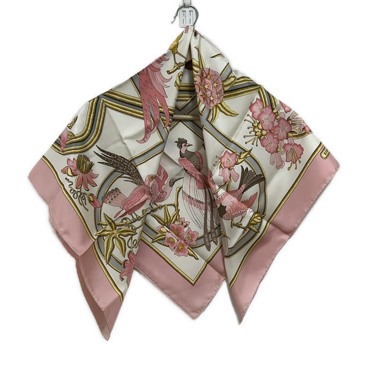 HERMES カレ90 ラダンス スカーフ ピンク HERMES(エルメス) スカーフ美品 カレ90 ピンク caraibes - メルカリ