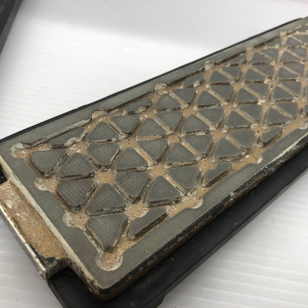 ダイヤモンド修正砥石