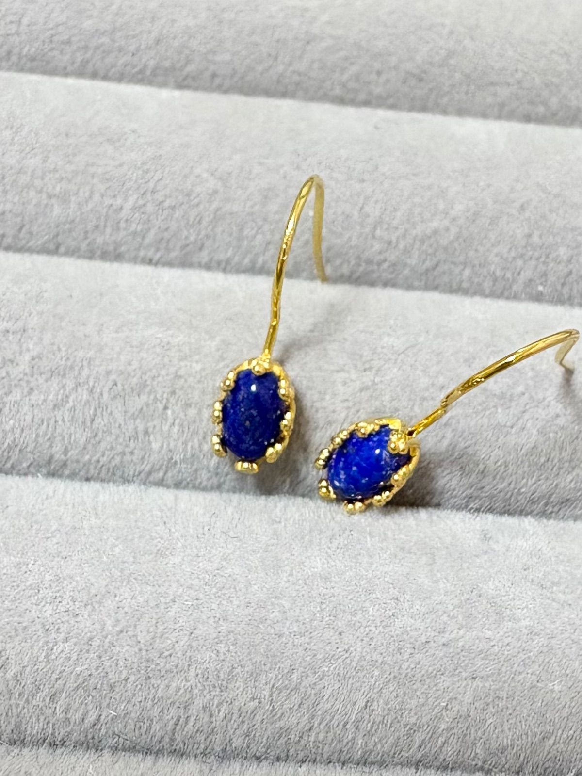 ラピスラズリ 6×4mm 天然石 ピアス K18コーティング／SV925 ピアス 