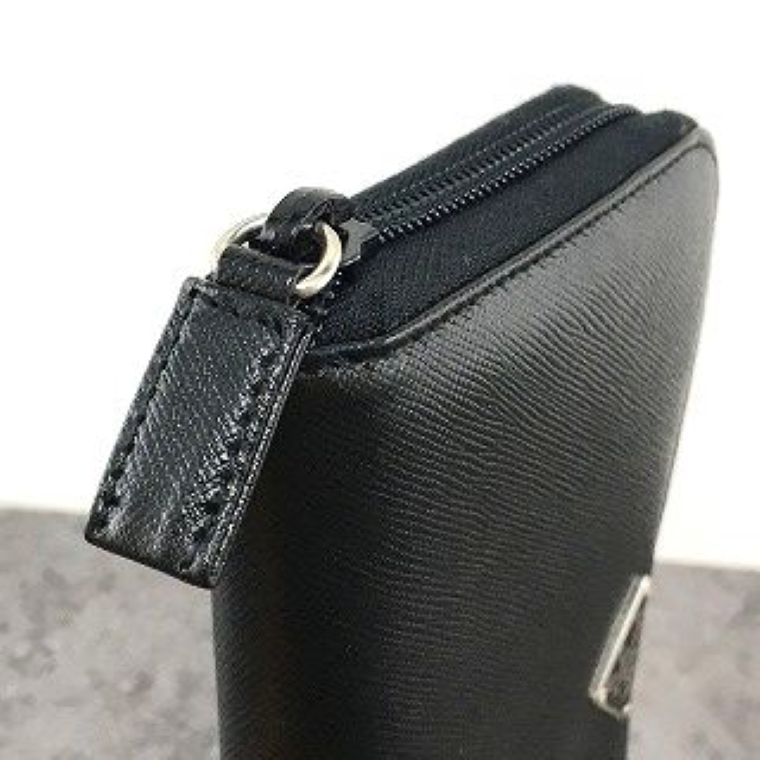 送料込み！ 美品 PRADA ジップウォレット M506A 三角プレート 570 