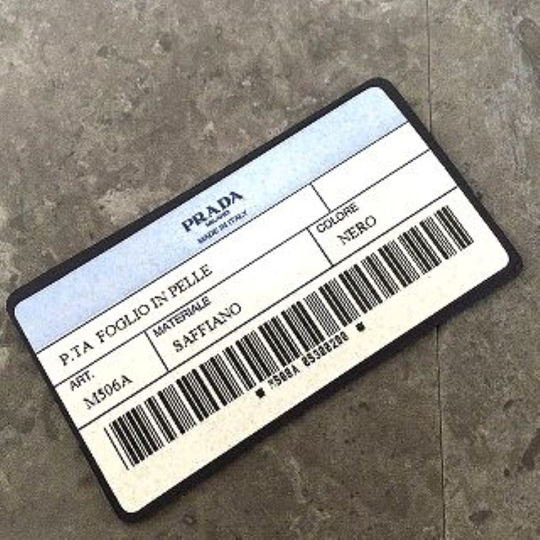 送料込み！ 美品 PRADA ジップウォレット M506A 三角プレート 570 楽天市場】送料込み！ 美品 PRADA ジップウォレット M506A 三角