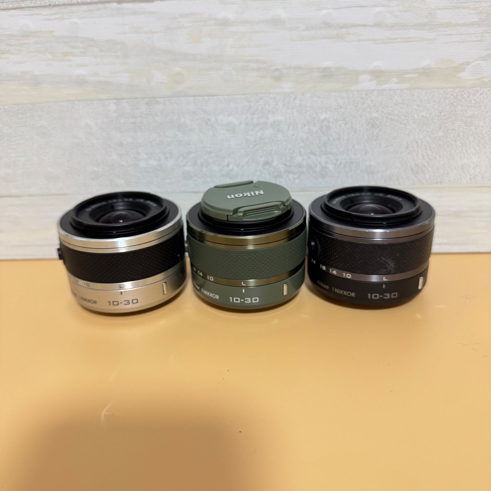 ニコン　J2+NIKKOR10-30/3.5-5.6VR付ジャンク品。 Nikon 1 nikkor VR 10-30mm f/3.5-5.6 lens J1 J2 J3 J4 J5 V1 V2 V3